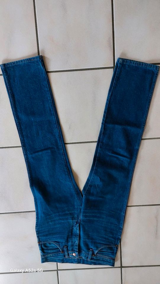 2 Wrangler-jeans 936DEM gebraucht in Aldingen
