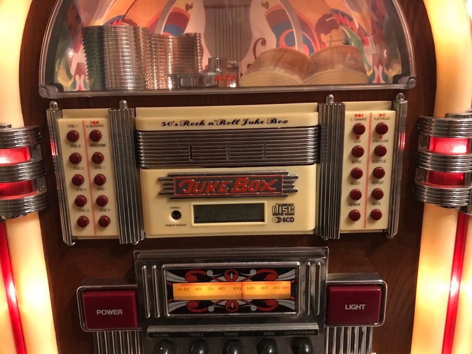 ELTA Jukebox 2753 Musikbox Retro Vintage mit Wackelkontakt in Ebelsbach