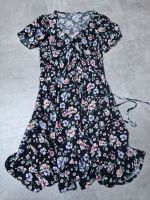 Wickelkleid Kleid Sommerkleid Gr. S Nordrhein-Westfalen - Dorsten Vorschau