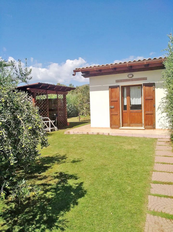 SARDINIEN - Freistehendes kleines Ferienhaus Nähe Strand von CHIA in Schmallenberg