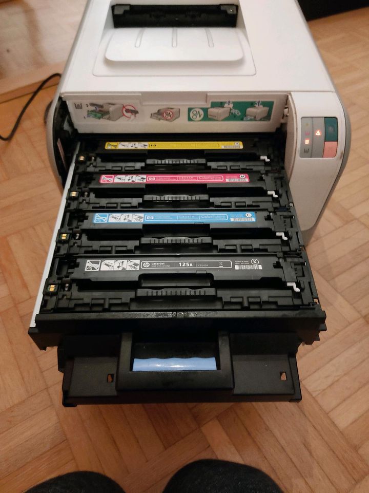 HP Color Laser Jet CP1215 Drucker in Herne