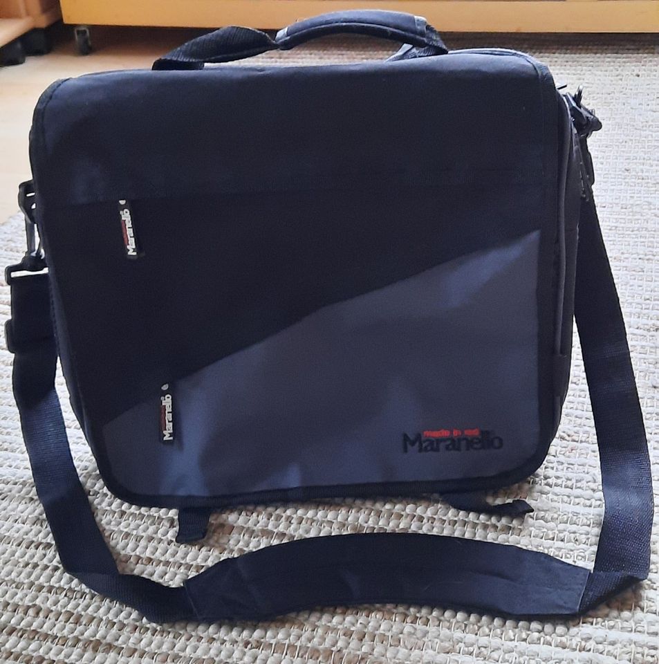 Maranello Laptop-/Schultertasche mit Computerfach in Wuppertal