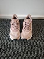 Nike Turnschuhe Gr.40 Nordrhein-Westfalen - Olpe Vorschau