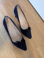Königsblaue Peter Kaiser Pumps 4 1/2 Hessen - Bensheim Vorschau