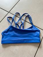 Nike Sportbustier lila Gr. S Hessen - Dreieich Vorschau
