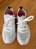 Federleichte Sneakers von Nike in Gr.40 Top Zustand München - Hadern Vorschau