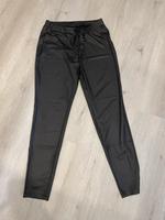 Schwarze Leggings Leder Optik Damen Gr. 40 von GINA Nordrhein-Westfalen - Borken Vorschau