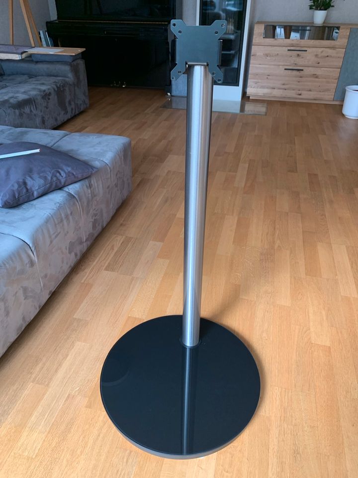 TV Ständer Edelstahl / Glas, Neupreis 529,- € in Landshut