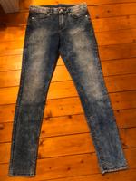 H&M Damenjeans Hessen - Wehrheim Vorschau