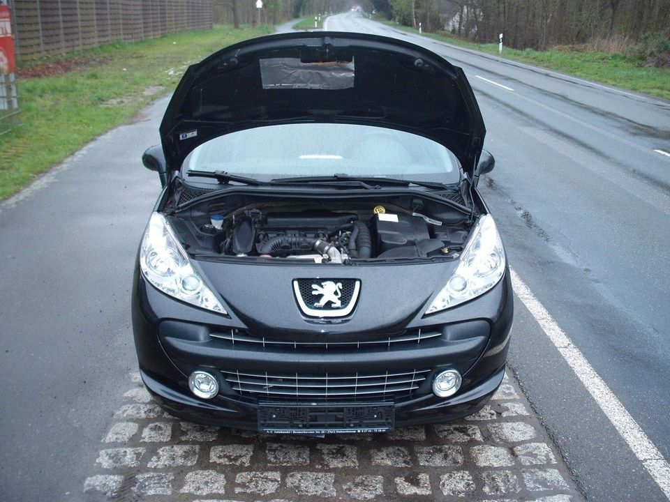 Peugeot 207 CC Premium 150 THP in Loxstedt