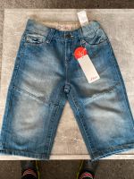 Neu, S. Oliver, kurze Jeanshose Größe 134 mit Gummizug. Hessen - Rüsselsheim Vorschau