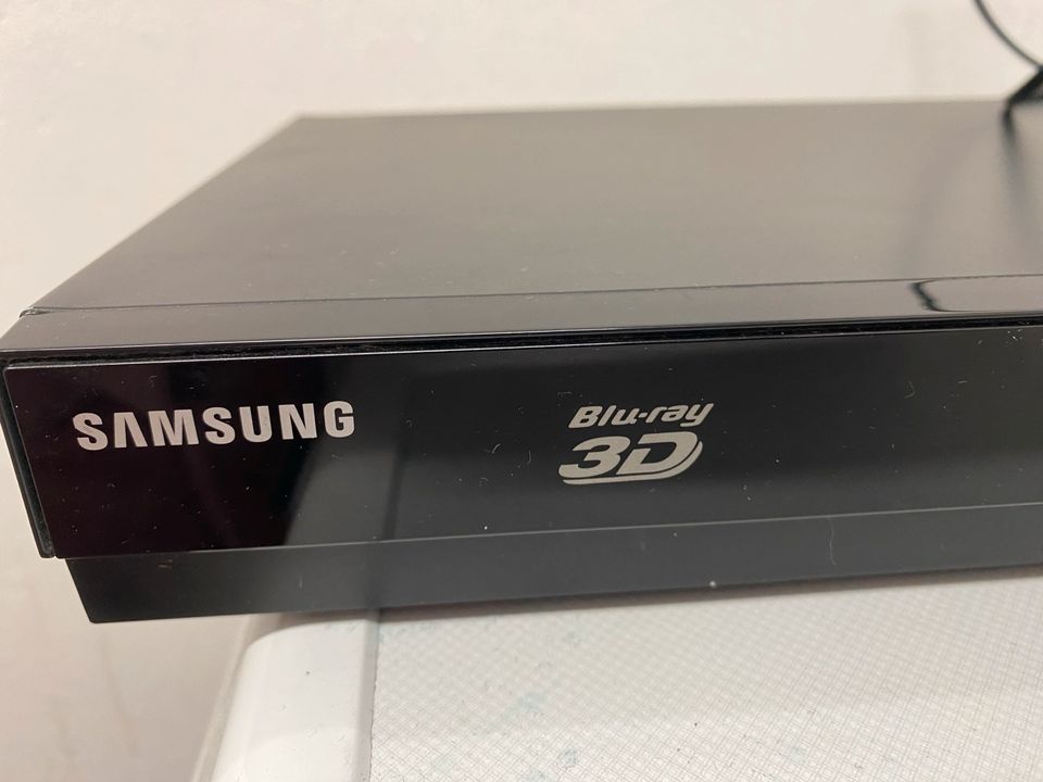 Samsung HT-E4200 Blu Ray DVD Sound für Bastler in Bremen