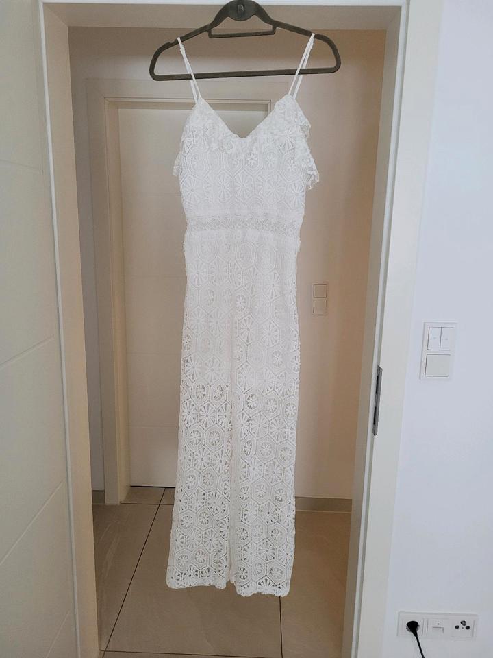 Jumpsuit für den Sommer, Boho-Style, Häkelspitze in Bonn