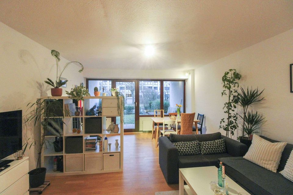 Greifen Sie zu! Gepflegte Erdgeschosswohnung mit Garten, Terrasse und Garage in Würzburg