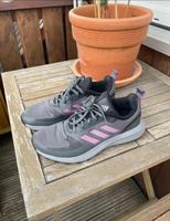 Adidas Turnschuhe, 38 2/3, grau/lila Schleswig-Holstein - Busdorf Vorschau