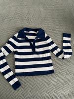Gestreiftes Langarmshirt bauchfrei von Bershka mit Kragen Nordrhein-Westfalen - Senden Vorschau