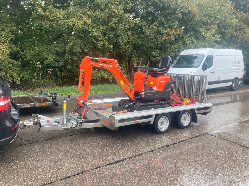 Kubota K008-3 Minibagger 850kg mit 3 Schaufeln in Böblingen