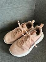 Puma Sneaker / Sportschuh Größe 37,5 Bayern - Deggendorf Vorschau