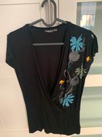Mexx Tshirt schwarz mit bunten Blumen XS 34 neuwertig Sachsen - Plauen Vorschau