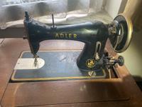 Adler Nähmaschine mit Tisch / Schrank Bayern - Hummeltal Vorschau