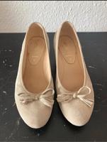 Gabor Pumps Ballerinas Gr. 39 beige Schleife Leder 6 Bayern - Augsburg Vorschau