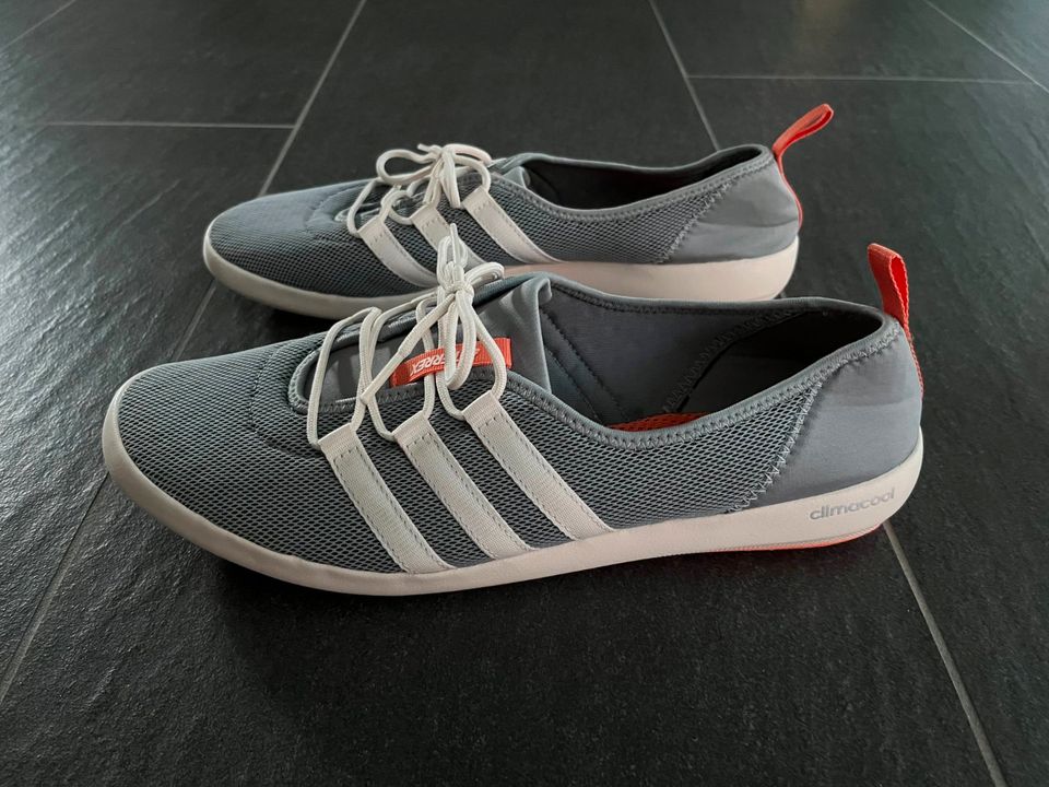 ADIDAS BOAT SLEEK Badeschuh Wasserschuh Slip On Sandale 45 NEU in  Baden-Württemberg - St. Leon-Rot | eBay Kleinanzeigen ist jetzt  Kleinanzeigen