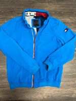 Tommy Hilfiger Blouson blau Gr. 176 Nordrhein-Westfalen - Paderborn Vorschau