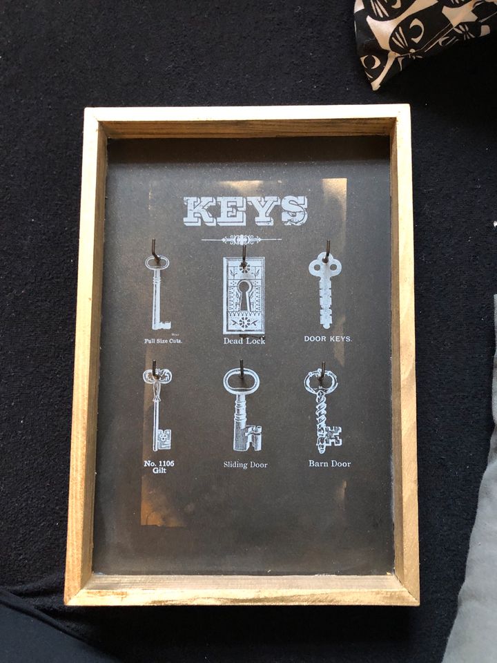 Schlüsselbrett für 6 Schlüssel - sehr schön in Erfurt