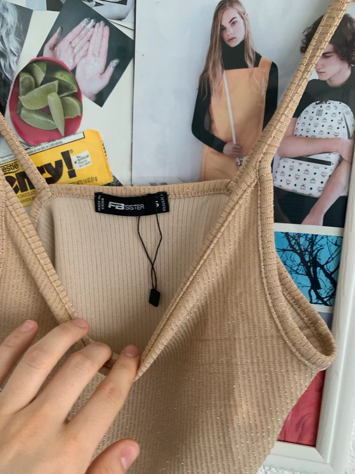 Basic Top beige neu Gr.36 in Reutlingen