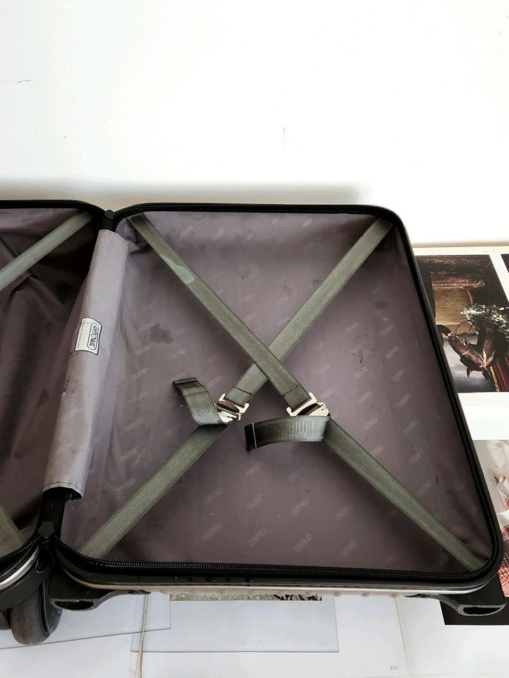 Rimowa Koffer Essential Cabin (silber) zu verkaufen (NP 750€) in München