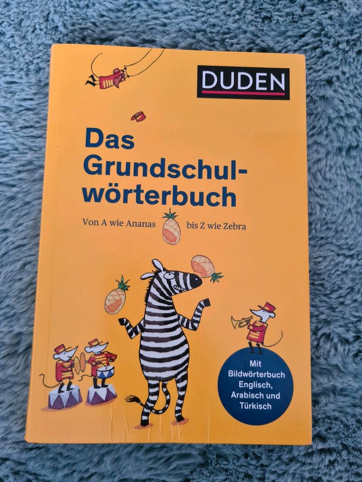Das Grundschulwörterbuch Duden in Kiel