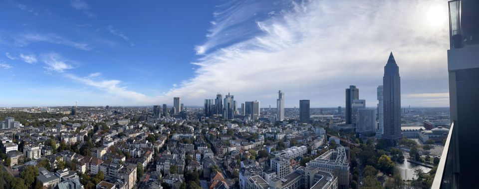 Neubau! Luxuriöse möblierte Skyline-Wohnung über Melia Hotel (WESTEND)- MESSE Frankfurt in Frankfurt am Main