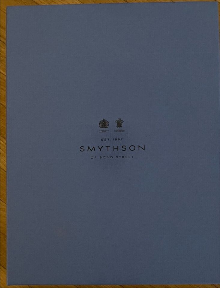 Weinkellerbuch/Cellar Book von Smythson in Hamburg