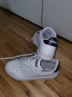 modische Sneaker Schuhe Adidas cloudfoam comfort 39 1/2 Neuhausen-Nymphenburg - Neuhausen Vorschau