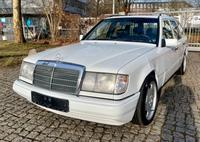 Mercedes-Benz 300D Kombi AUTOMATIK*KLIMA*AMG FELGEN* AHK*LEDER Berlin - Tempelhof Vorschau