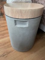 Depot Hocker Beistelltisch Blumenhocker Beton grau Nordrhein-Westfalen - Spenge Vorschau