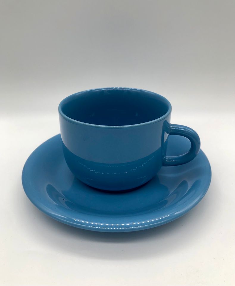 Set mit 8 Tassen und Untertassen ozean blauen Tee- Kaffee- Tassen in Wiesbaden