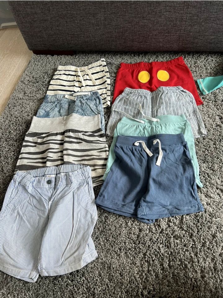 Set Babykleidung Kinderkleidung für Jungen Gr. 74-86 in Bremen