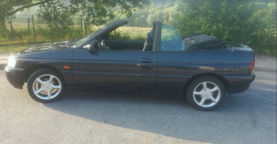 Ford Escort Cabrio XR3i in Hilden