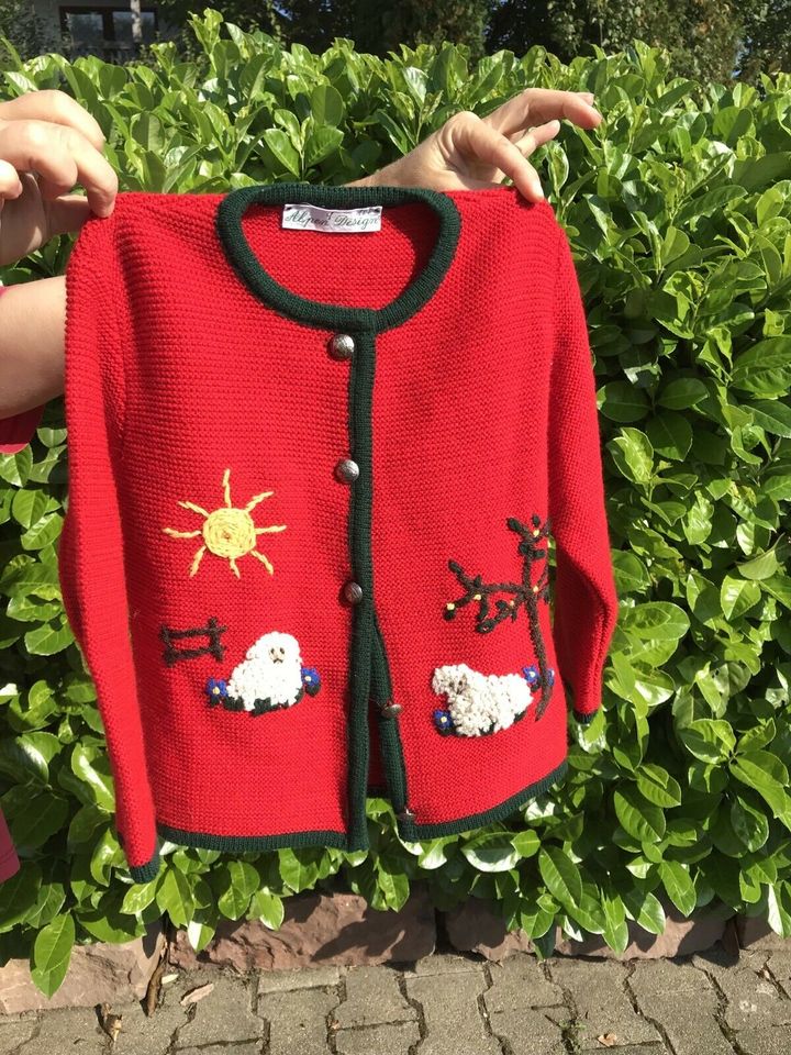 Trachtenjacke Strickjacke rot Größe 104 Kinderjacke in Keltern