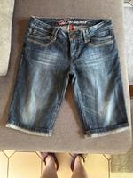 kurze Jeanshose von Esprit five Jeansgröße 28 Edc bei Esprit Hessen - Haiger Vorschau