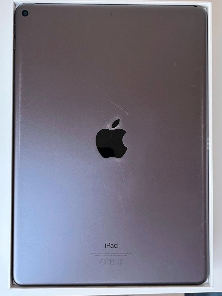Apple iPad Air 3 (A2152) 64GB WiFi spacegrey - Glasbruch! in Hennef (Sieg)