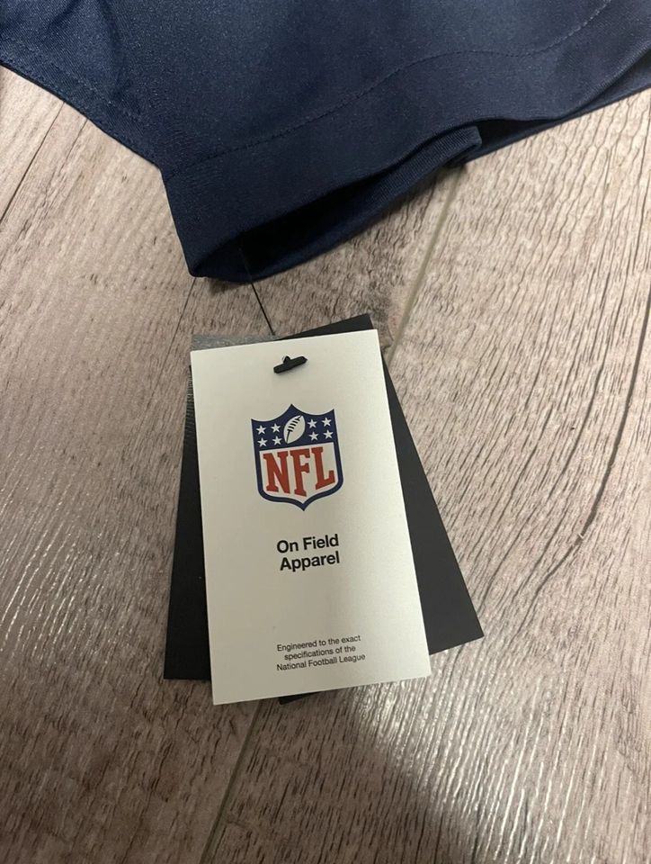 NFL München 2022 Seattle Seahawks Jersey in Karlsruhe