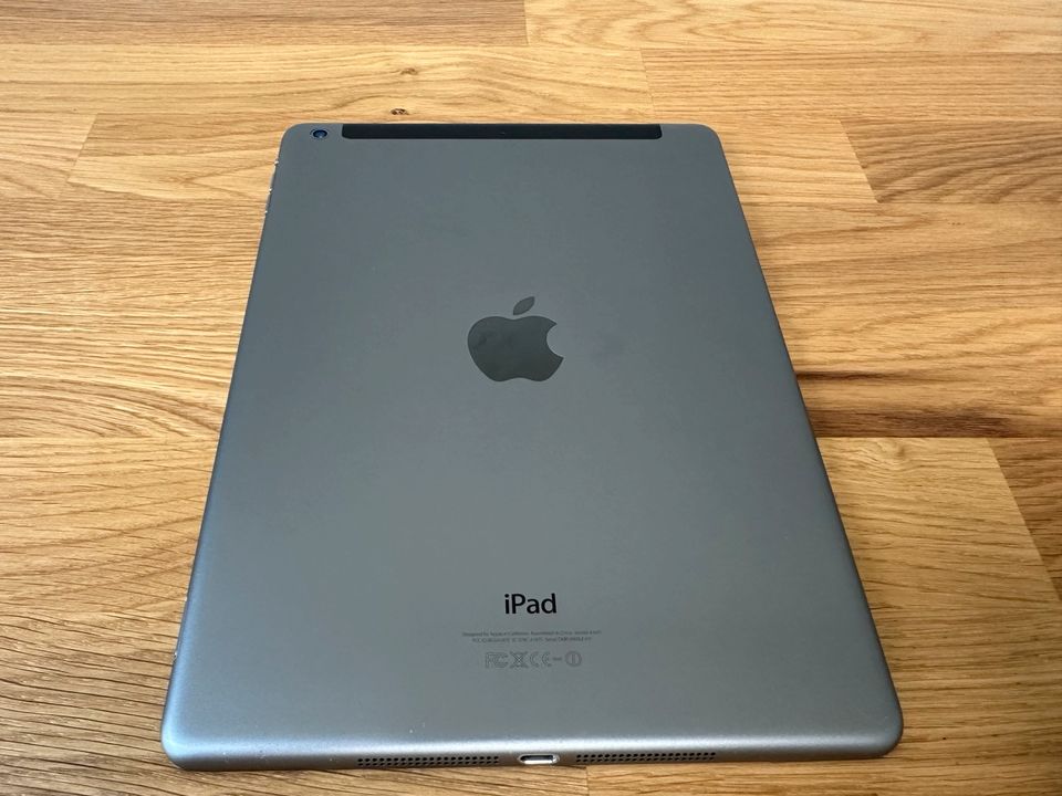 iPad Air A1475 spacegray | 32GB | WiFi + LTE in Weimar