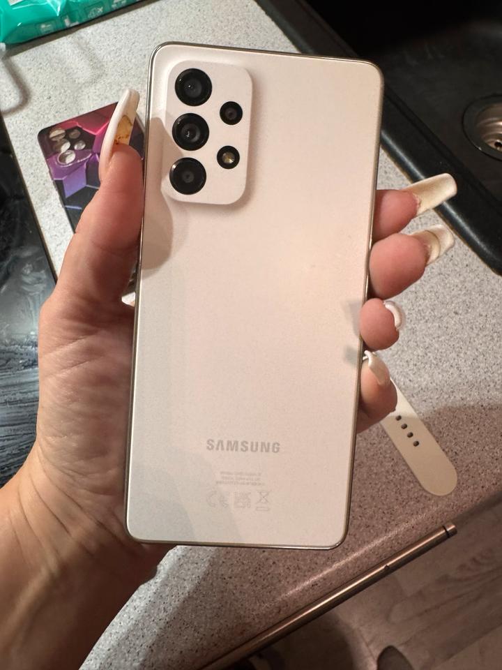Samsung Galaxy A53 5g 128GB ohne ovb im neuwertigen Zustand !!!! in Gelsenkirchen