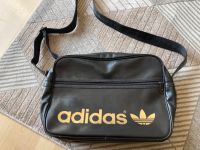 Adidas Messenger Umhängetasche schwarz-gold Hessen - Wehrheim Vorschau