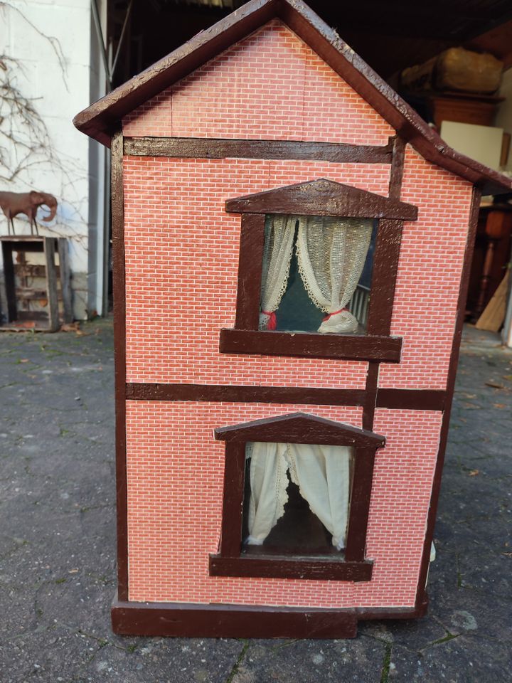 Schönes altes Puppenhaus in Braunschweig
