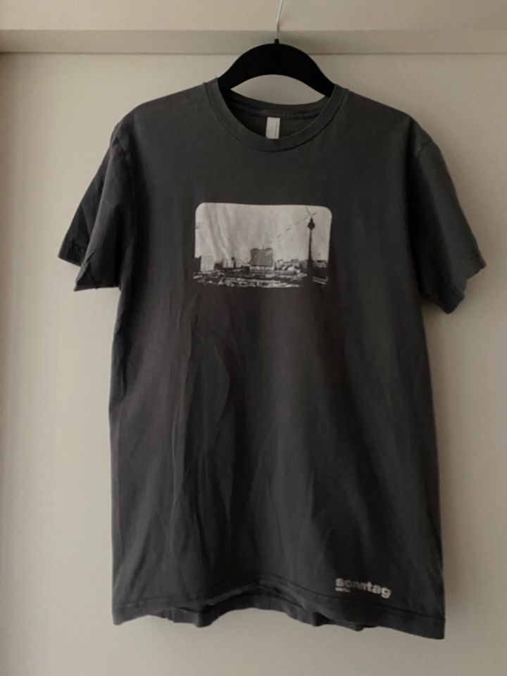 T-Shirt von American Apparel in grau, Größe 38 in Berlin