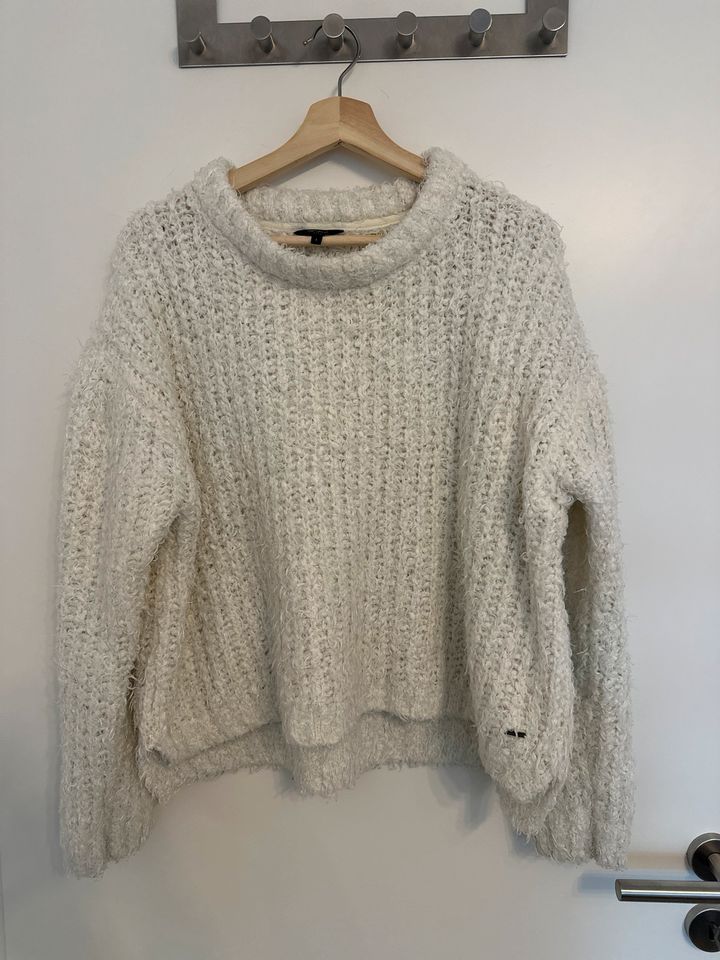 Pepe Jeans Pullover creme Größe L in Düsseldorf