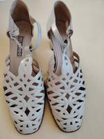 Belmondo elegante Echtleder Sandalette Gr. 39,5 Kreis Ostholstein - Stockelsdorf Vorschau